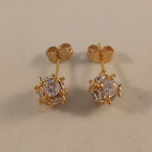 18K Yellow Gold Filled Mystical Magic Ball White Diamond Zircon stud Earrings - Picture 2 of 6